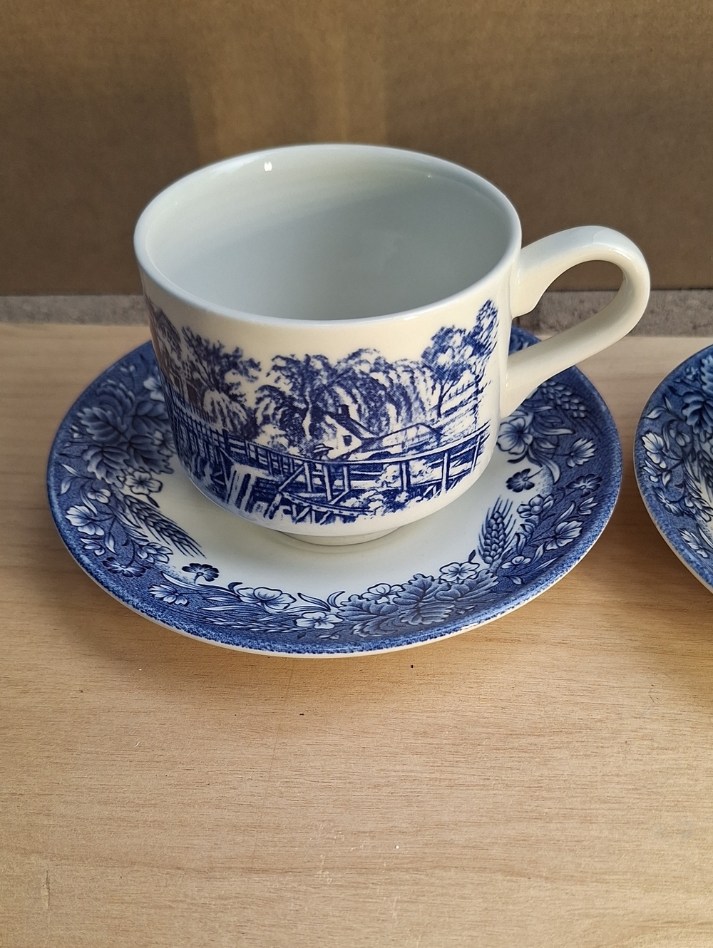 Vintage Churchill Currier & Ives Blue Mill Dam 2 Teacups & 2 Saucers Set England - Picture 4 of 11